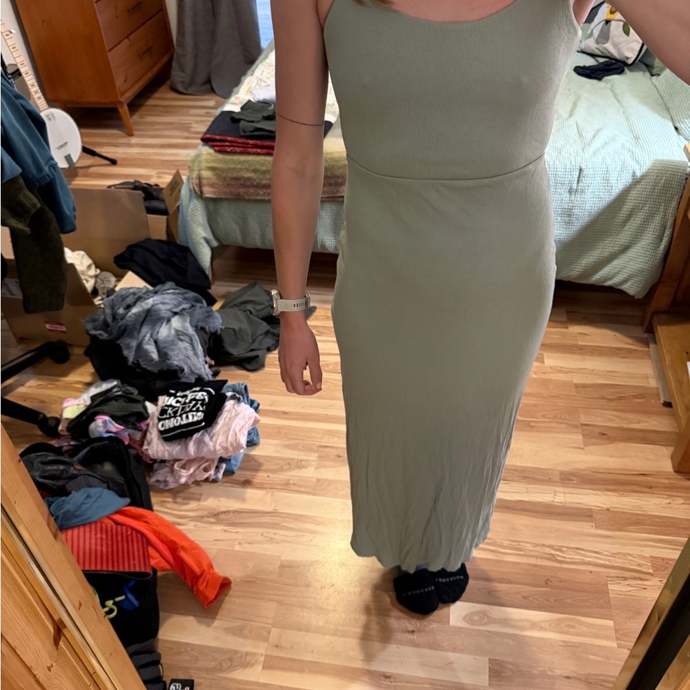 Lulu's Sage Green Midi Dress